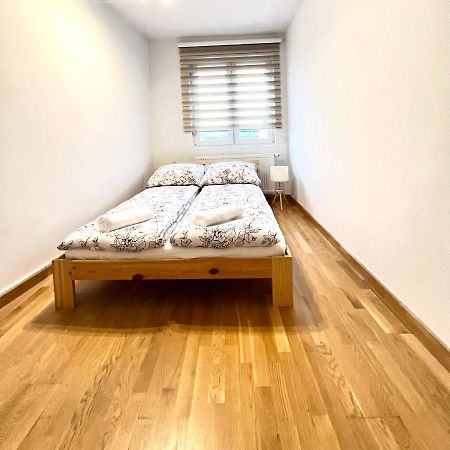 Spacious Apartment With Terrace ウィーン エクステリア 写真