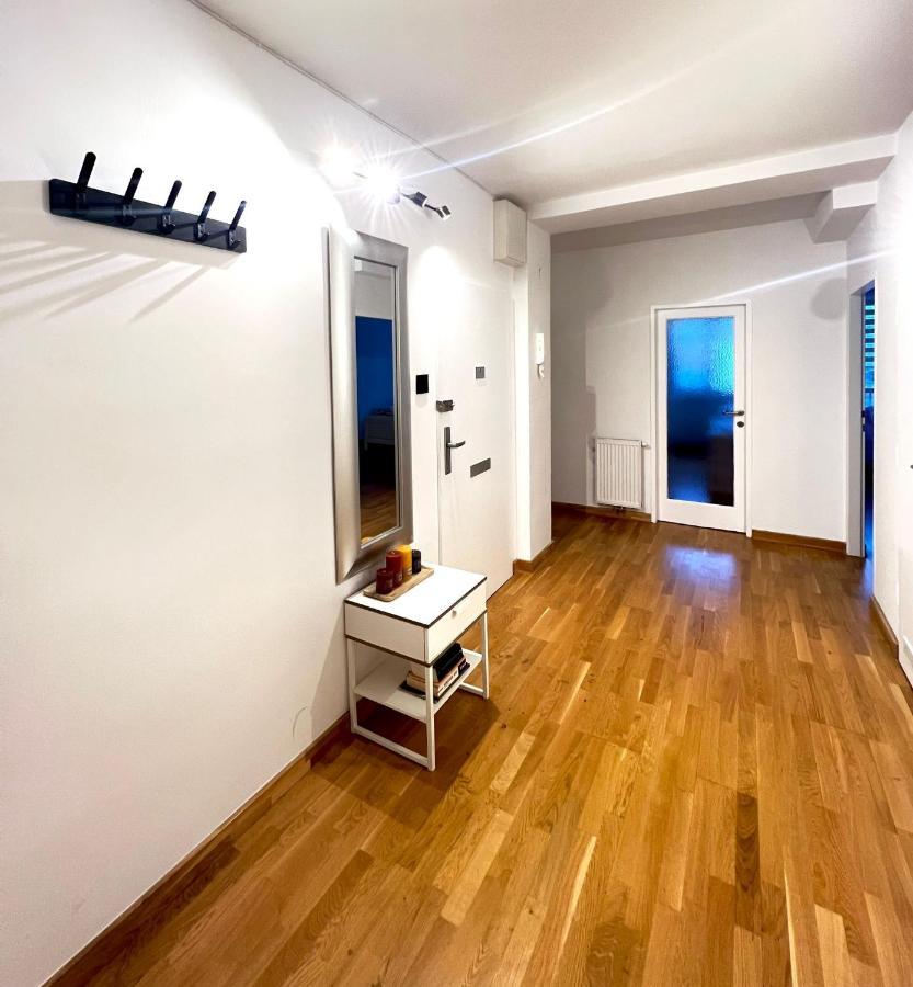 Spacious Apartment With Terrace ウィーン エクステリア 写真